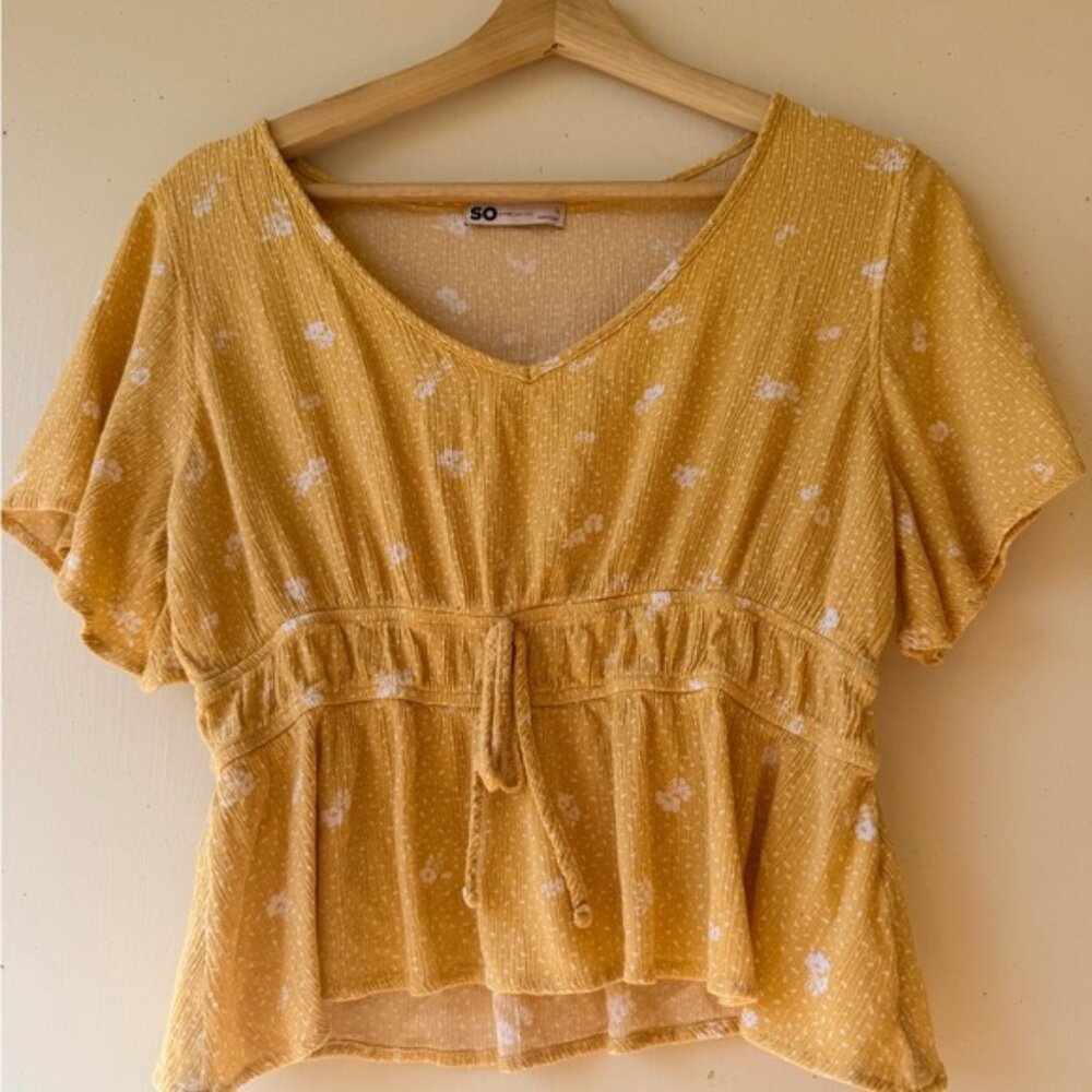 SO Mustard Yellow V-Neck Short Sleeve Peplum Top